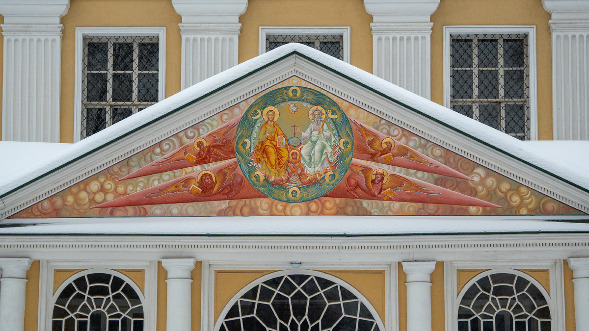 Собор Покрова Пресвятой Богородицы, построен в 1790–1792 годах по проекту М. Ф. Казакова. Рогожская слобода. Фото - Константин Плохотников