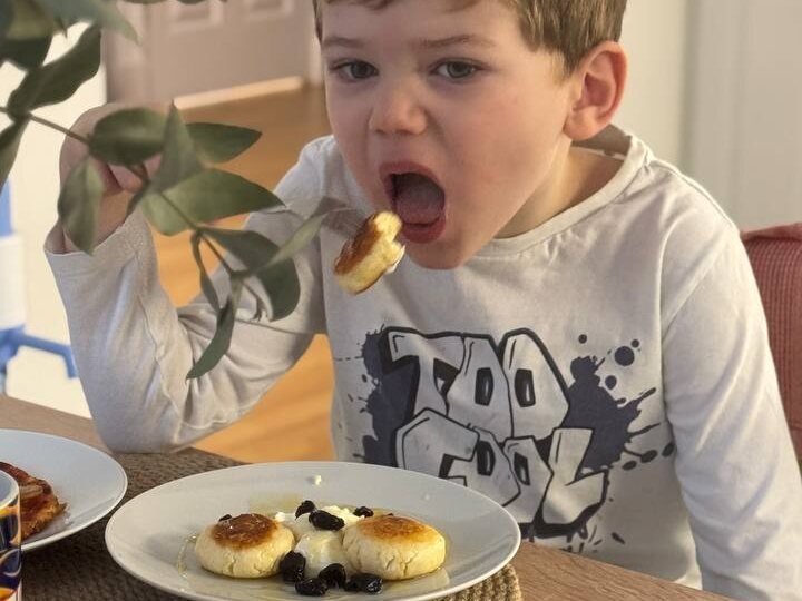 Муж хочет мясного, дети - сладкого. А мы?