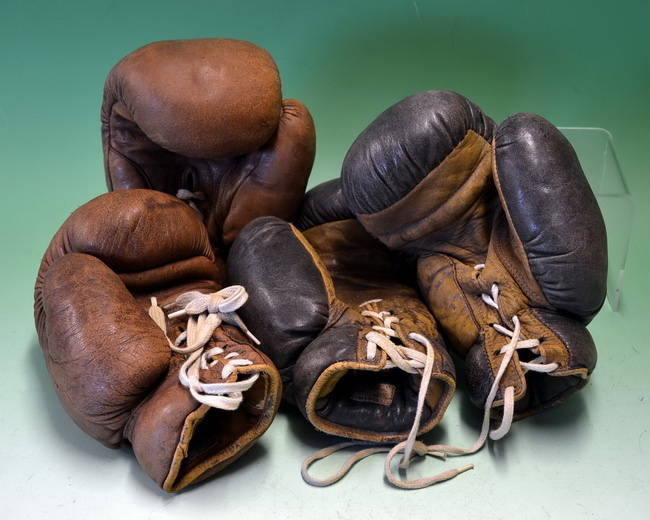 Боксёрские перчатки