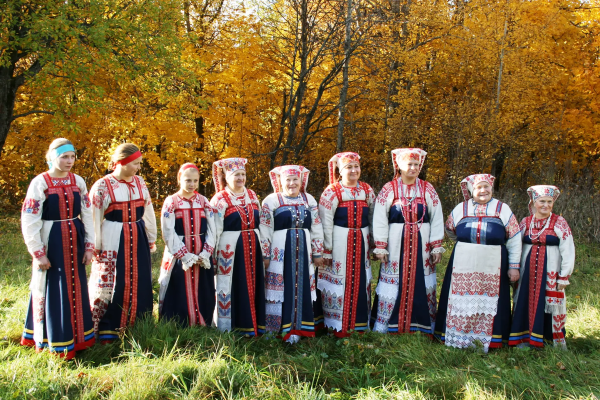 Автор: bigenc.ru
Из фотоархива филиала ГРДНТ им. В. Д. Поленова «Финно-угорский культурный центр РФ»