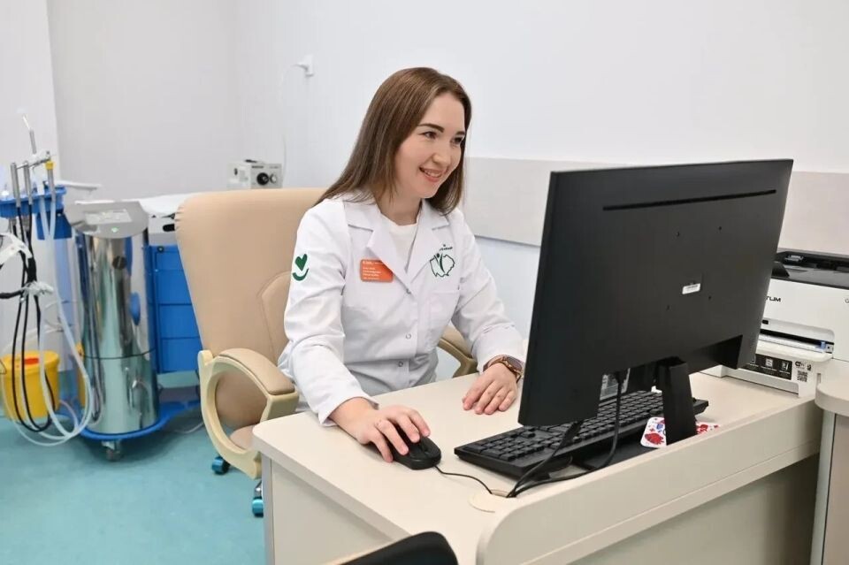    Открытие новой поликлиники в Алейске. Источник: Антон Червяков