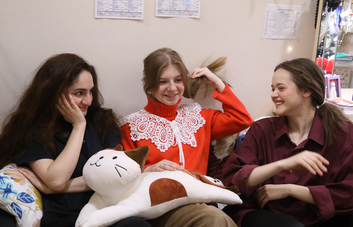 Сюзанна Никалаян, Александра Бутакова, Анастасия Ткаченко, 2026 г. Фото автора