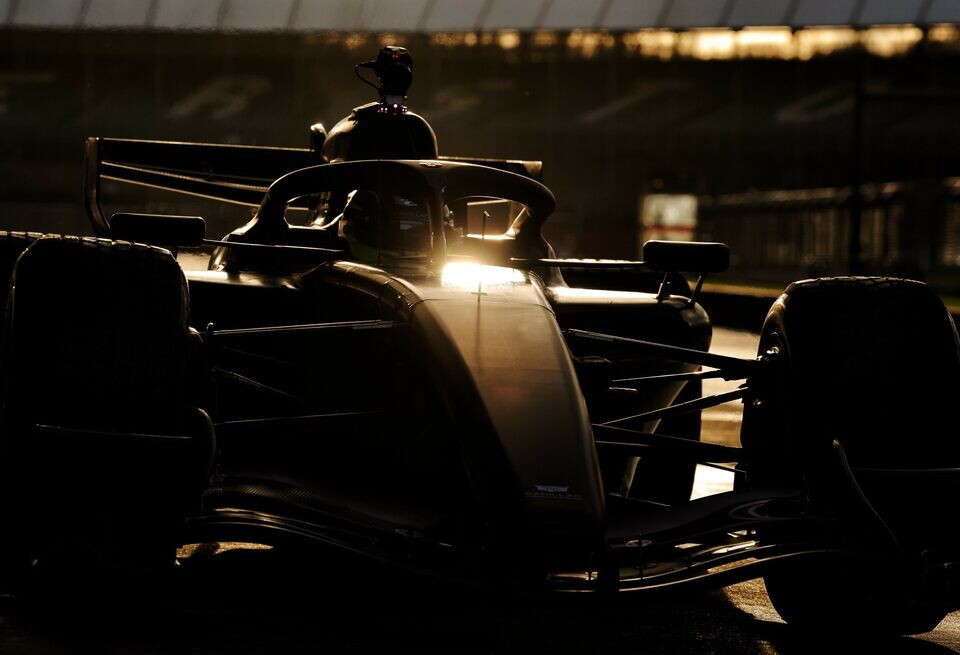    Cadillac провела обкатку своей первой машины Формулы 1. Фото и видеоCadillac F1 Team