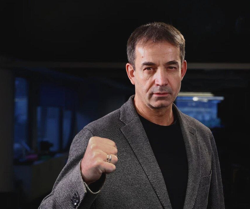 Соцсети Певцова