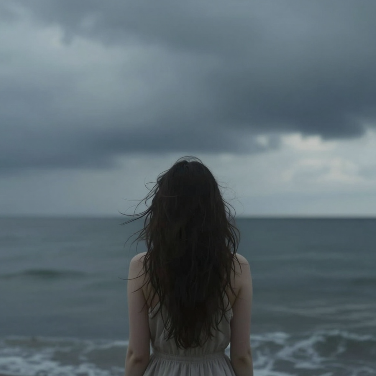 море волнуется раз