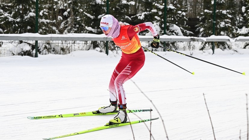     Алина Пеклецова на дистанции в Казани РИА Новости Максим Богодвид
