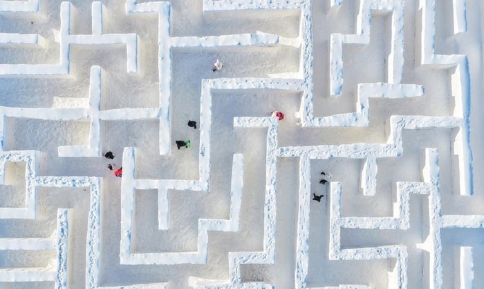    Китай и Россия провели совместный зимний автопробег по льду и снегу на границе