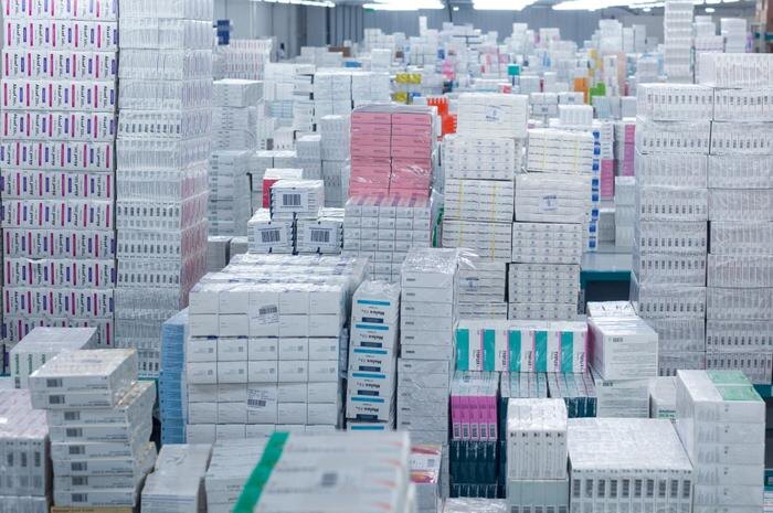 Обложка © Shutterstock / FOTODOM / OVKNHR