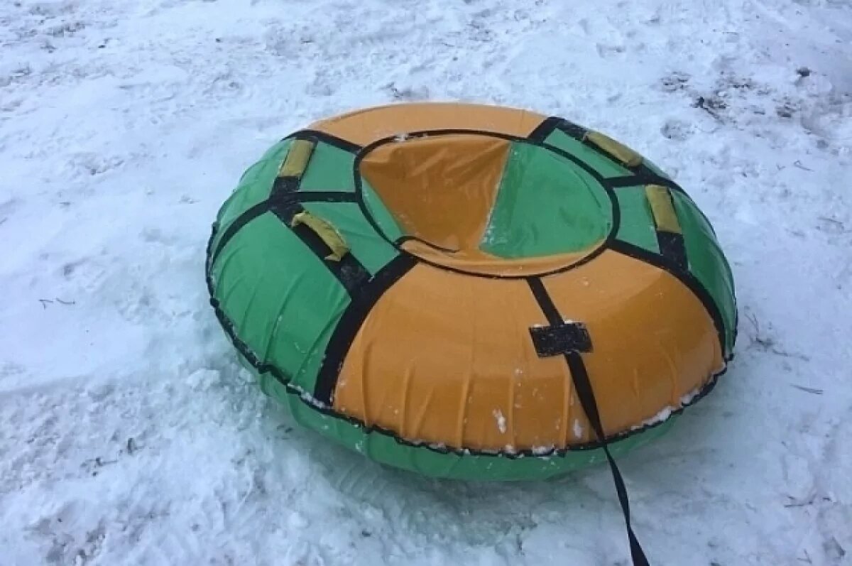    Россиянам напомнили об опасности катания на ватрушках