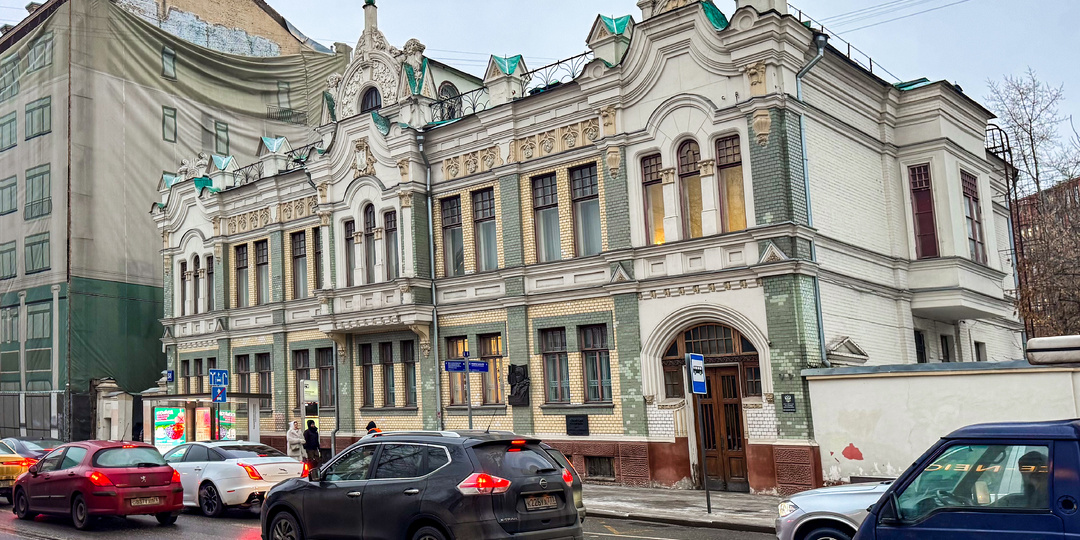 Мне удалось попасть внутрь: какие интерьеры скрывает особняк на Большой Полянке