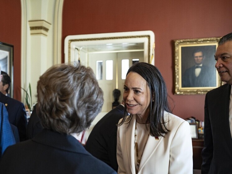     Andrew Thomas - CNP / Consolidated News Photos / Global Look Press