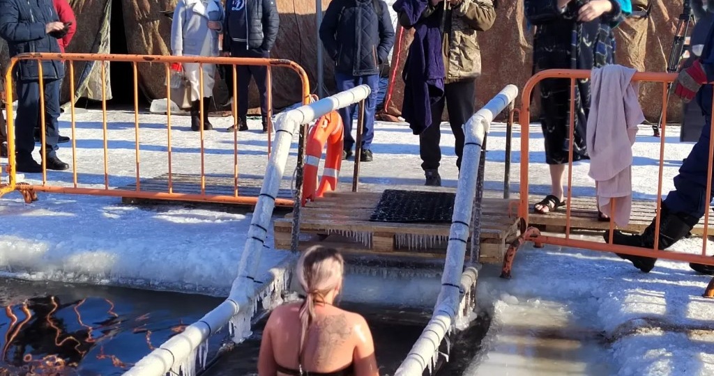 Купель в Благовещенске подготовили для крещенских купаний