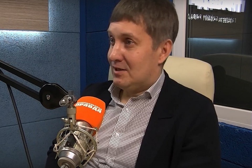    Президент федерации горнолыжного спорта Самарской области Андрей Шихторин стал гостем передачи «Фан-зона».