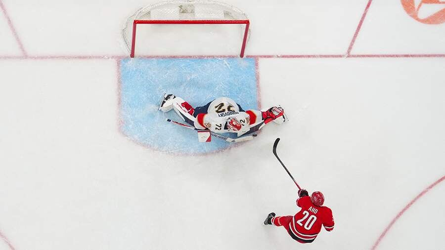    Фото: REUTERS/James Guillory