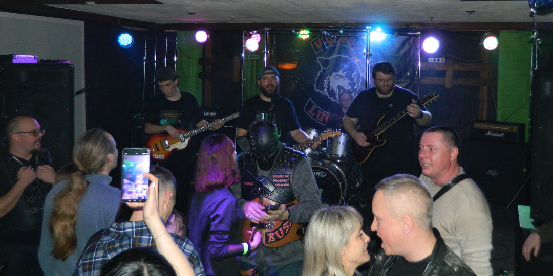 Новогодний "трындылындын" в "Репаблике"