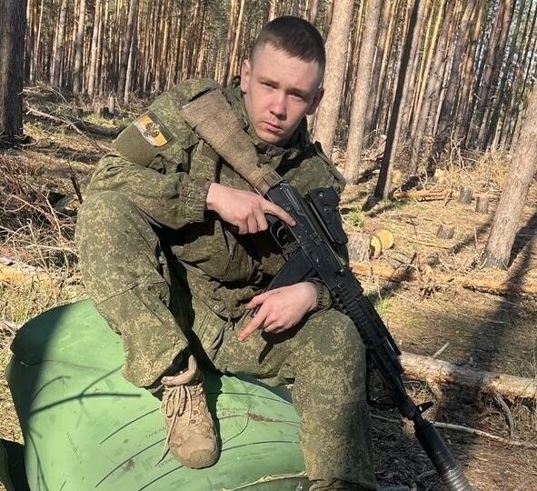 По примеру старшего брата