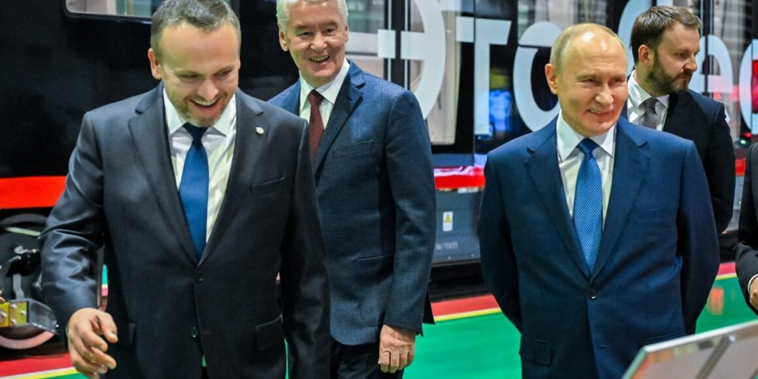 Первый российский беспилотный поезд метро начал тестирование в Москве