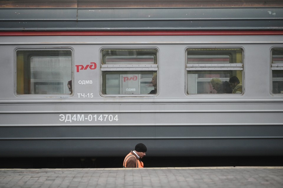    Неисправности вызвали массовые задержки поездов под Новосибирском Алексей БУЛАТОВ