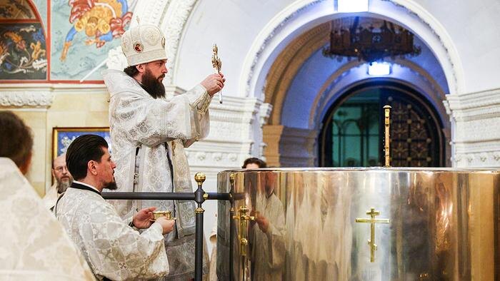 Крещенский сочельник 2026: когда отмечают и почему постятся 18 января. Обложка © ТАСС / Александр Щербак