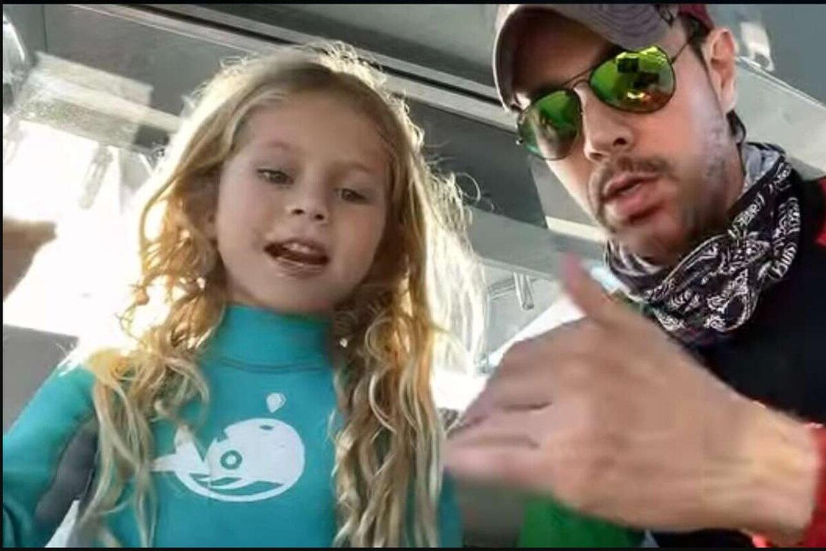    Энрике Иглесиас с дочерью Машей. соцсети