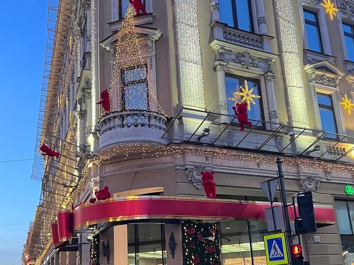 Только приземлились в аэропорту Краснодара, прилетели из Питера