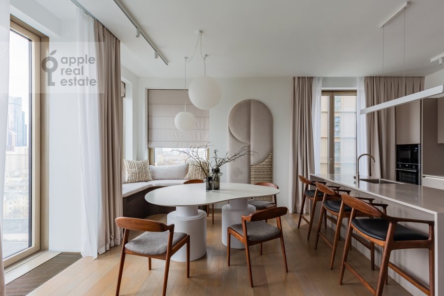 Фото из архива Apple Real Estate