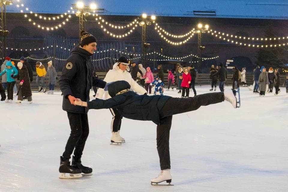    Через неделю оренбужцы встретят одно из самых любимых зимних событий – «Вечер на коньках» Олег ЗОЛОТО
