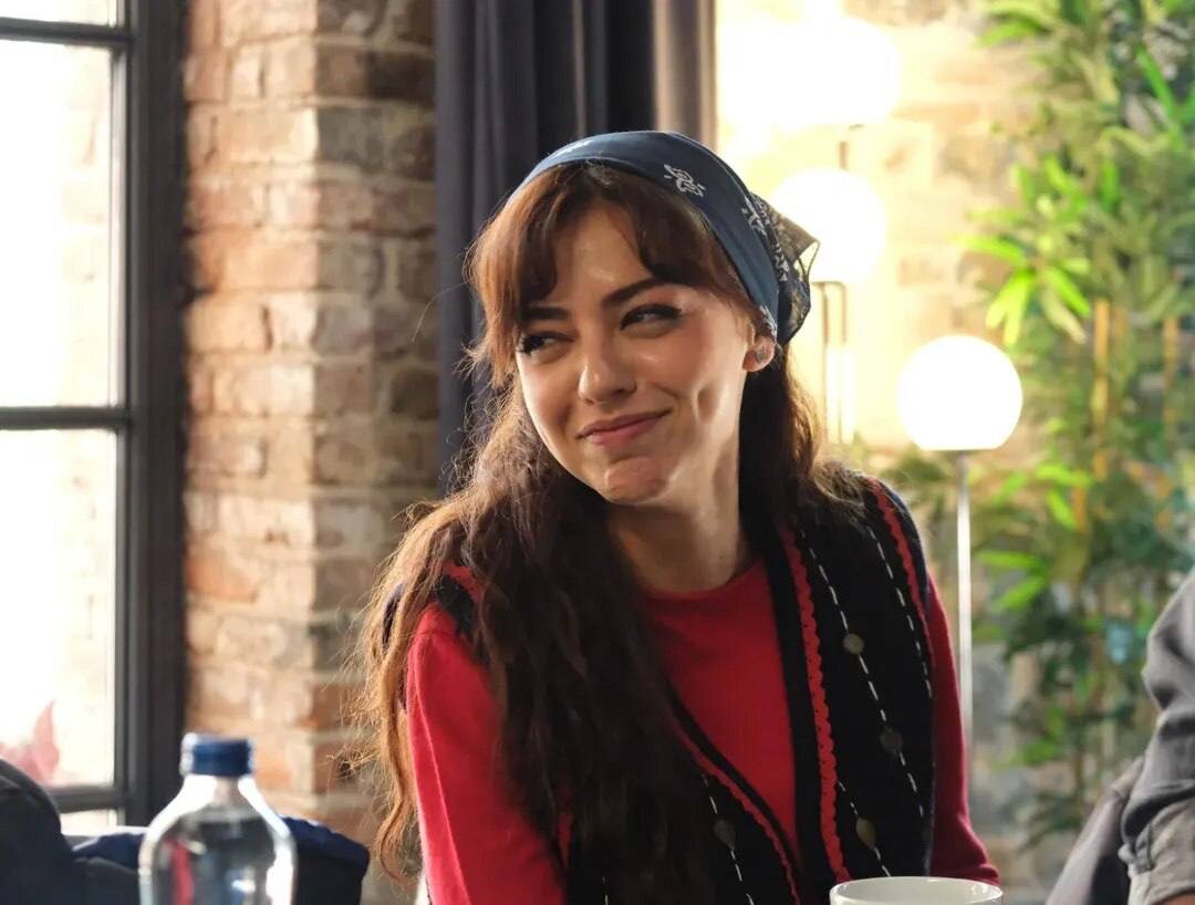 Фото с читки сценария к сериалу «Межгалактическая любовь»