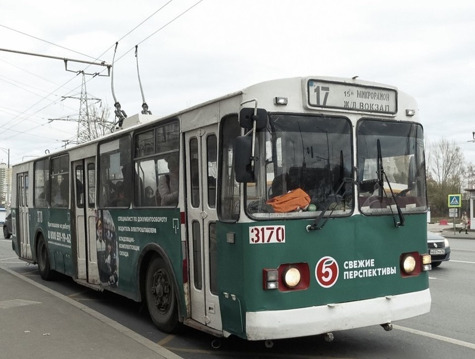    Троллейбусы меняли схему движения из-за отсутствия напряжения в контактной сети Светлана МАКОВЕЕВА