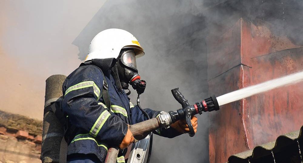 В Климовском районе во время пожара в жилом доме погиб 67-летний мужчина