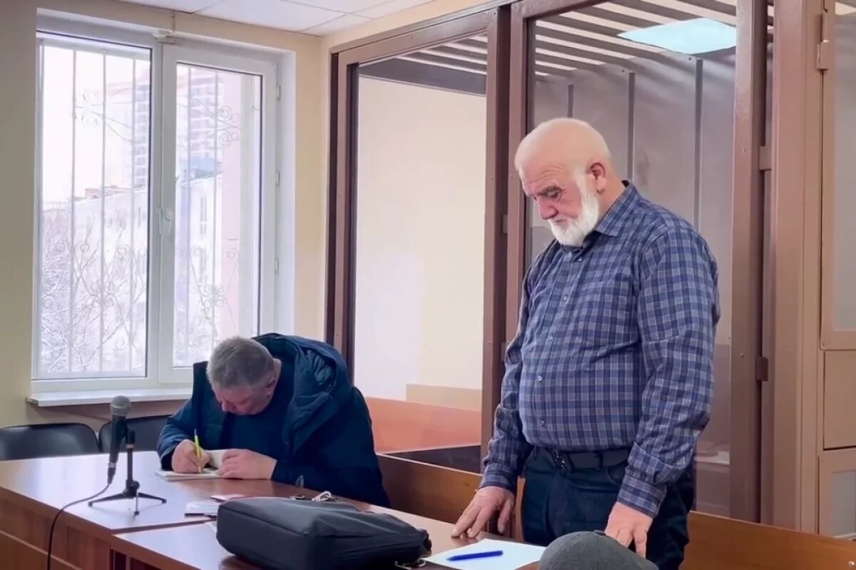    Экс-педагог из Дагестана оштрафован на 20000 за оскорбление по нацпризнаку