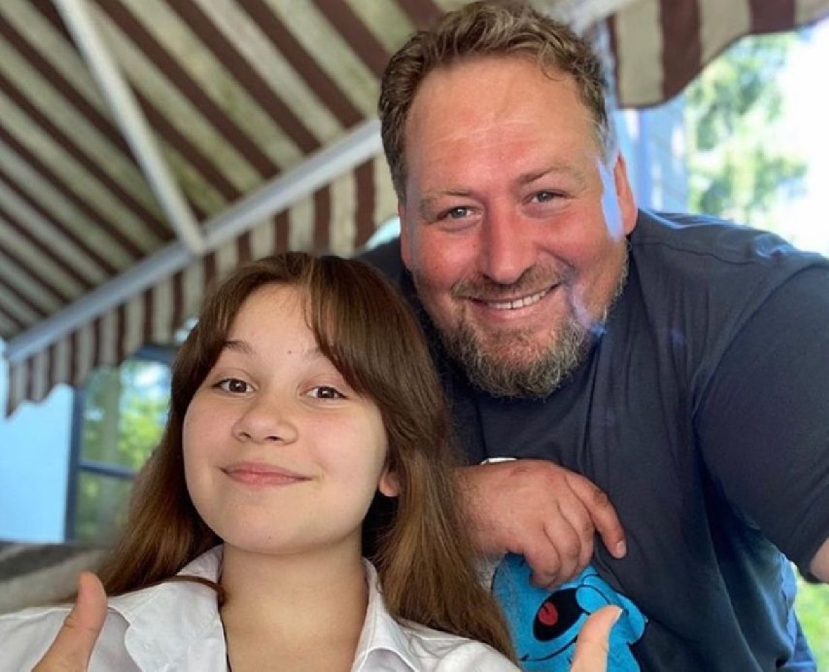  Станислав Дужников с дочерью Устиньей (Фото: Instagram*@ stas_duzhnikov)