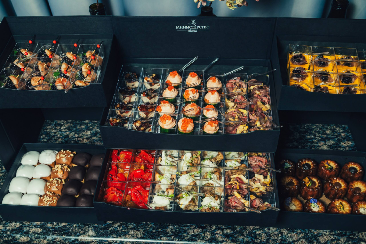 Стильный кейтеринг с доставкой на мероприятие