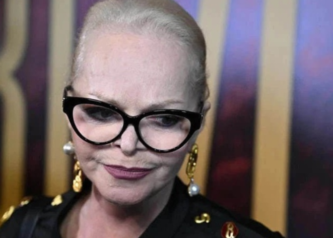 РЕАЛЬНОСТЬ))