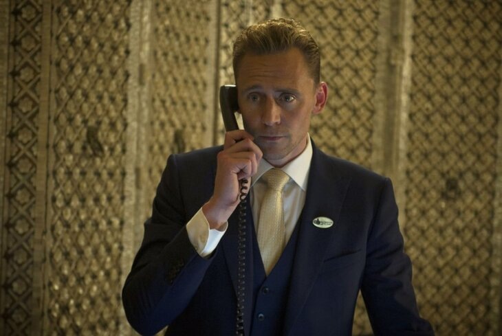 Кадр из сериала «Ночной администратор»