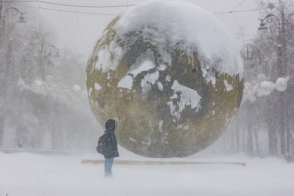   Подросток решил лизнуть металлическую панель на морозе. Валерий ЗВОНАРЕВ
