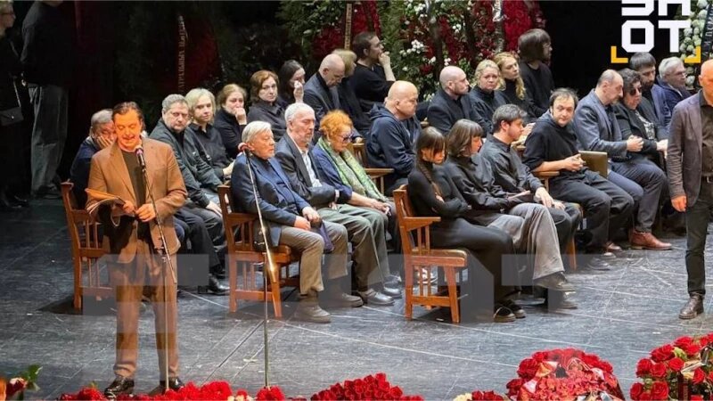     Прощание с Игорем Золотовицким. Телеграм-канал SHOT