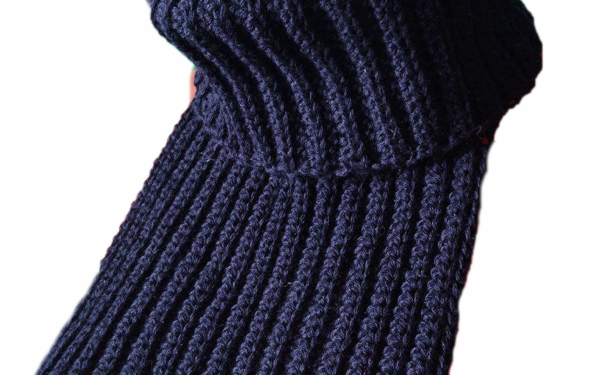 Остался один моток? Вяжем стильную манишку (расход всего 100 гр)