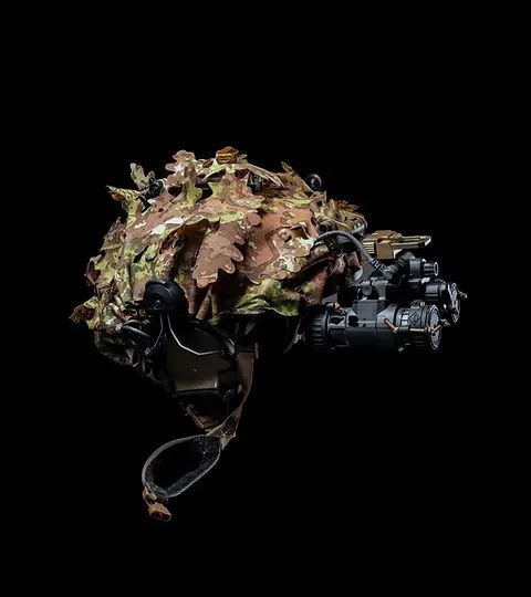 DEVTSIX представляет маскировочный комплект для шлема с эффектом натуральной листвы