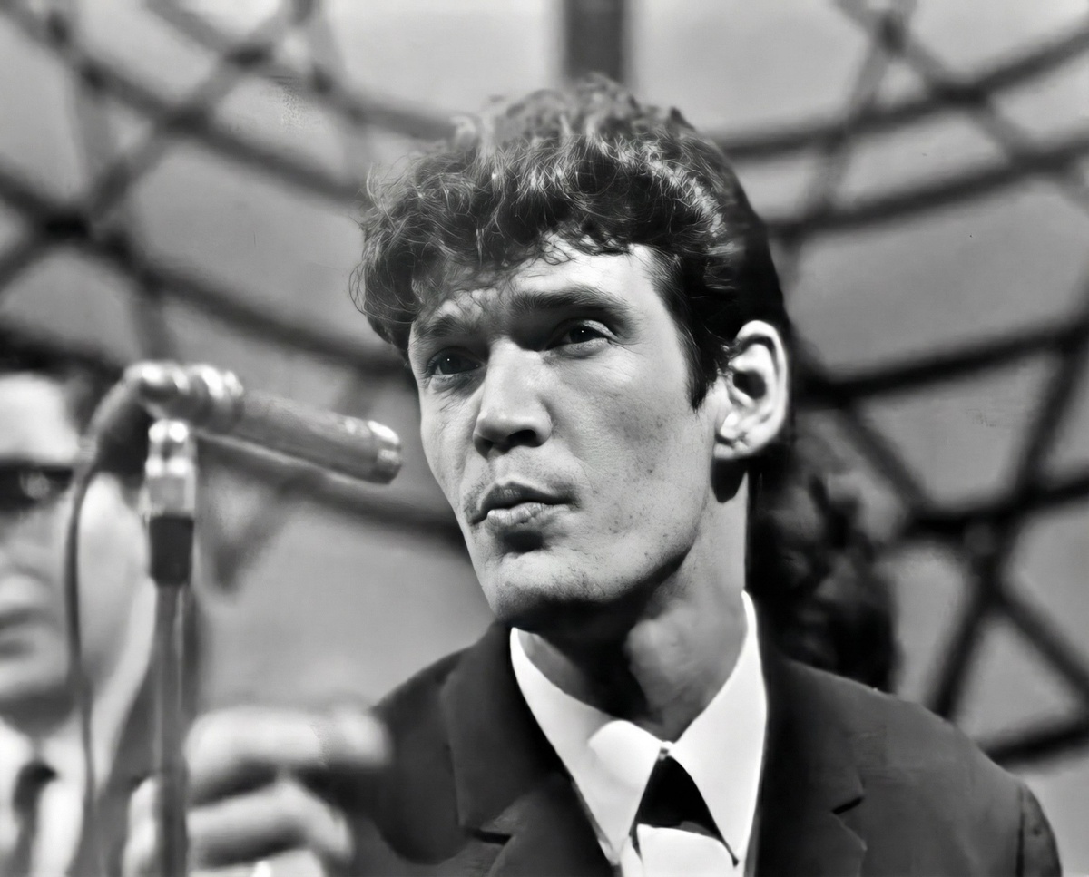 Станислав Пожлаков