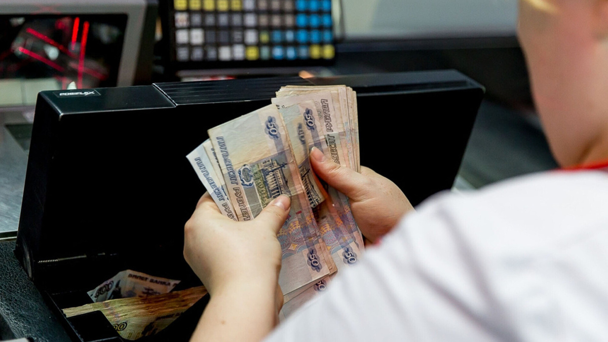 Лайфхак: как снять наличные с карты без банкомата и похода в банк?