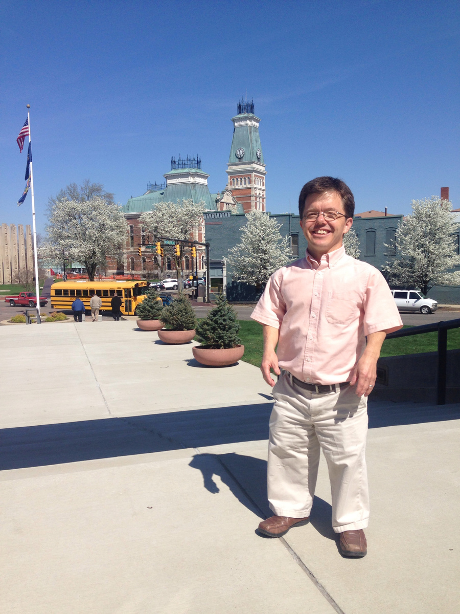 Карлик Итан 