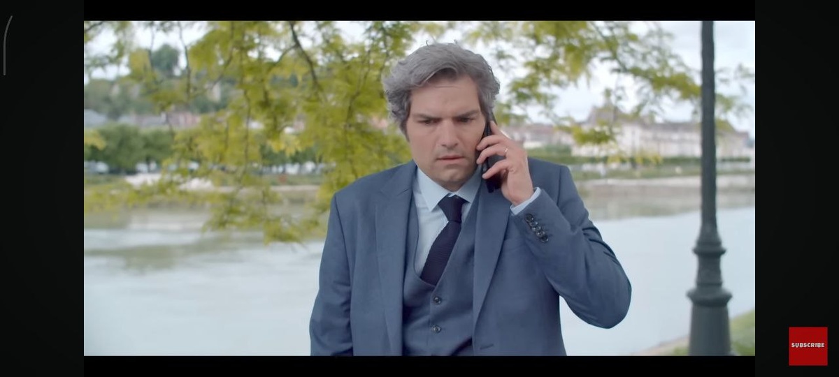 Кадр из фильма. Вот он помощник так называемый детеккивам