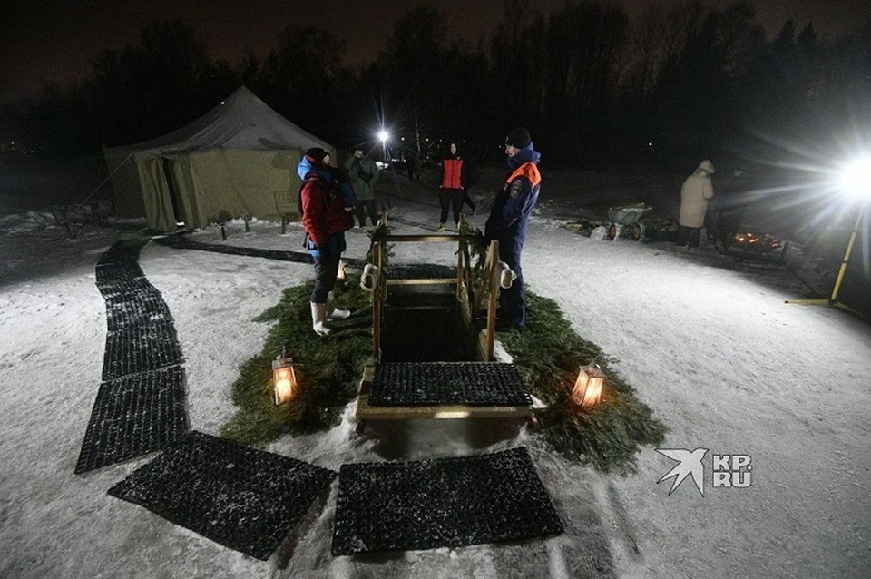    Причиной отмены купаний стало состояние льда Ольга ЮШКОВА
