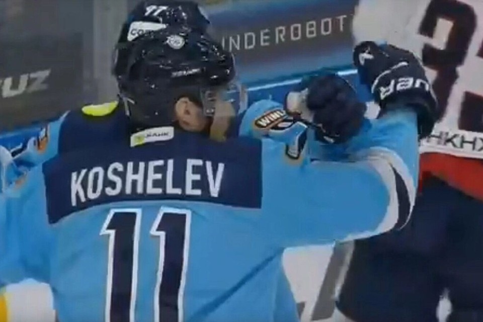    Новосибирский ХК «Сибирь» проиграл «Нефтехимику» из Нижнекамска. Фото: Кадр из видео ХК "Сибирь"