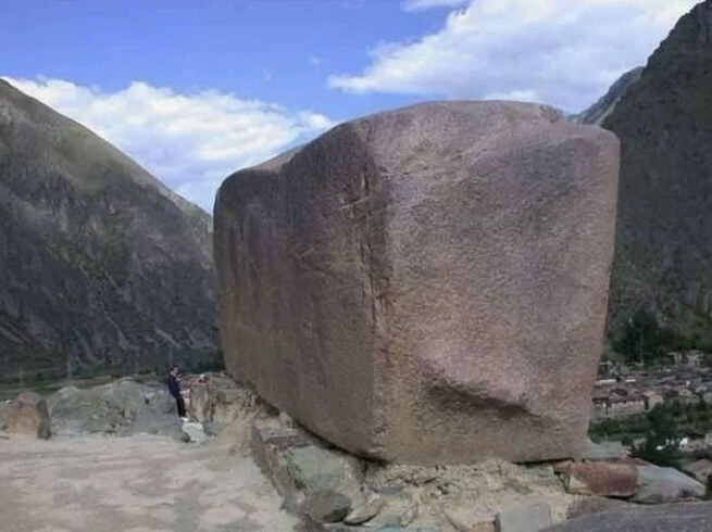 Древние мегалиты