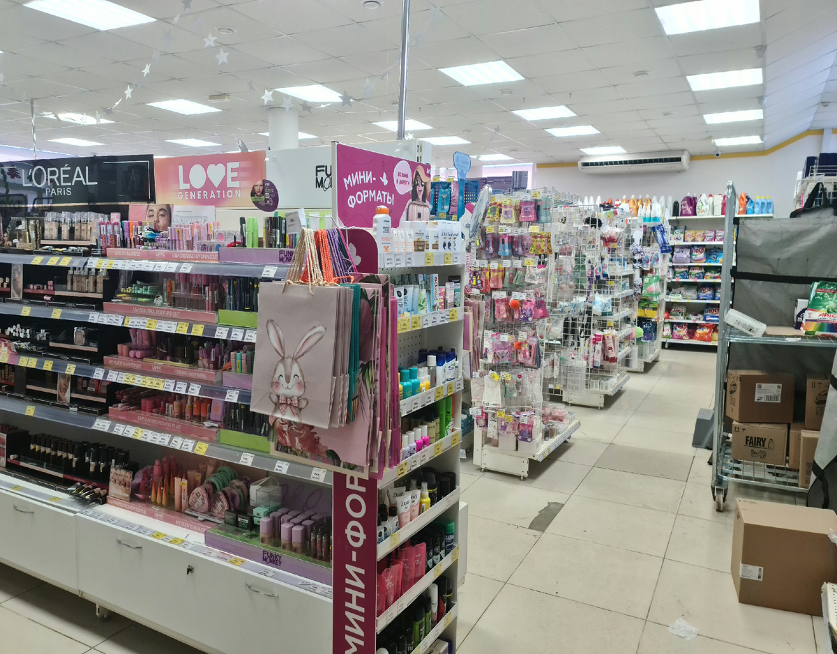 Боже мечтает о космосе и мы вместе с ним делаем его намного чище, насколько это вообще возможно. И все магниты для нас и все бурные бури хорошие и добрые тоже