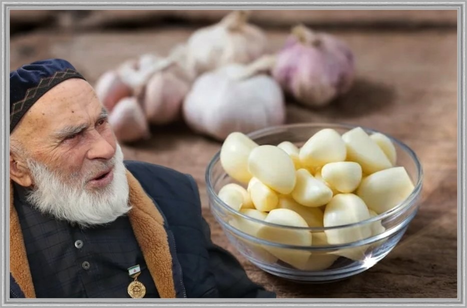 И когда разговор зашел о здоровье, он улыбнулся и сразу вспомнил бабушку.
