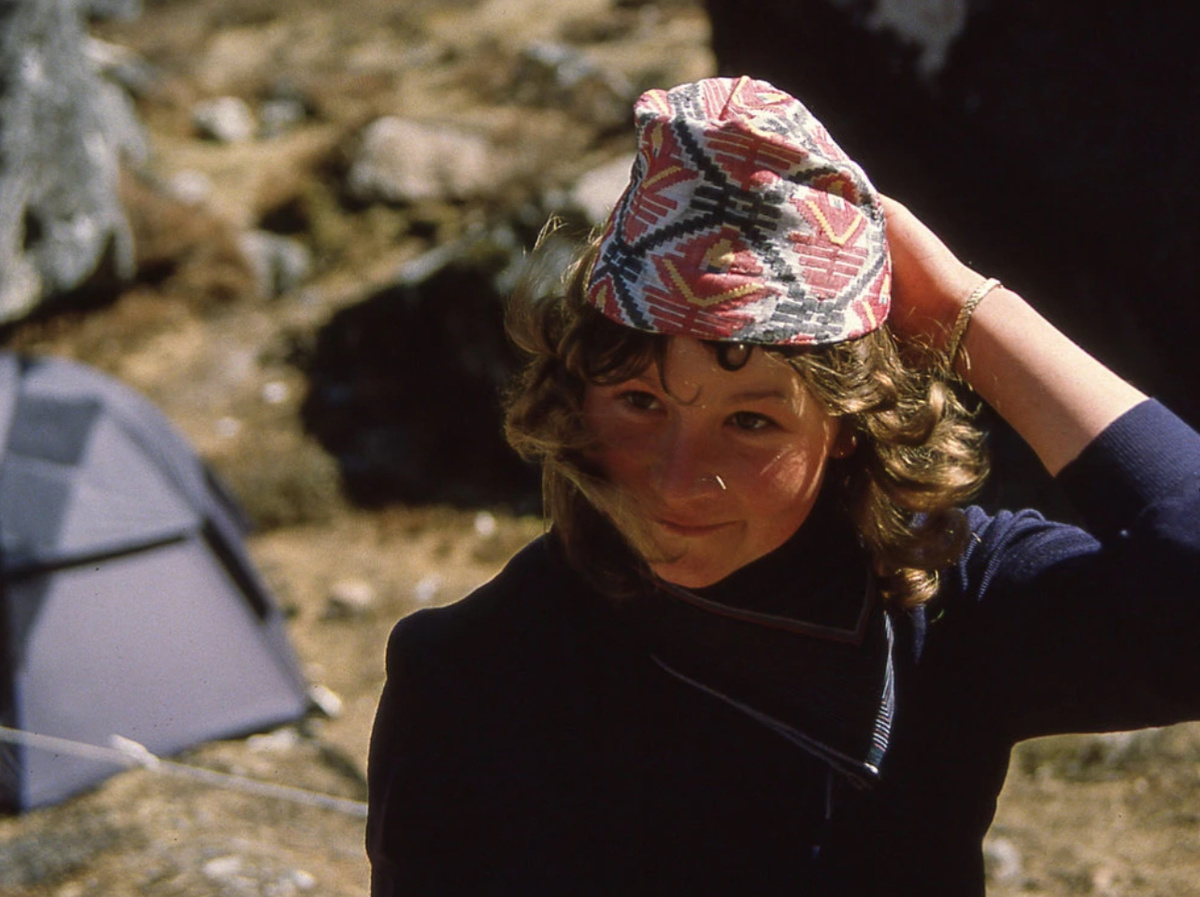 Кудряшка в горном лагере