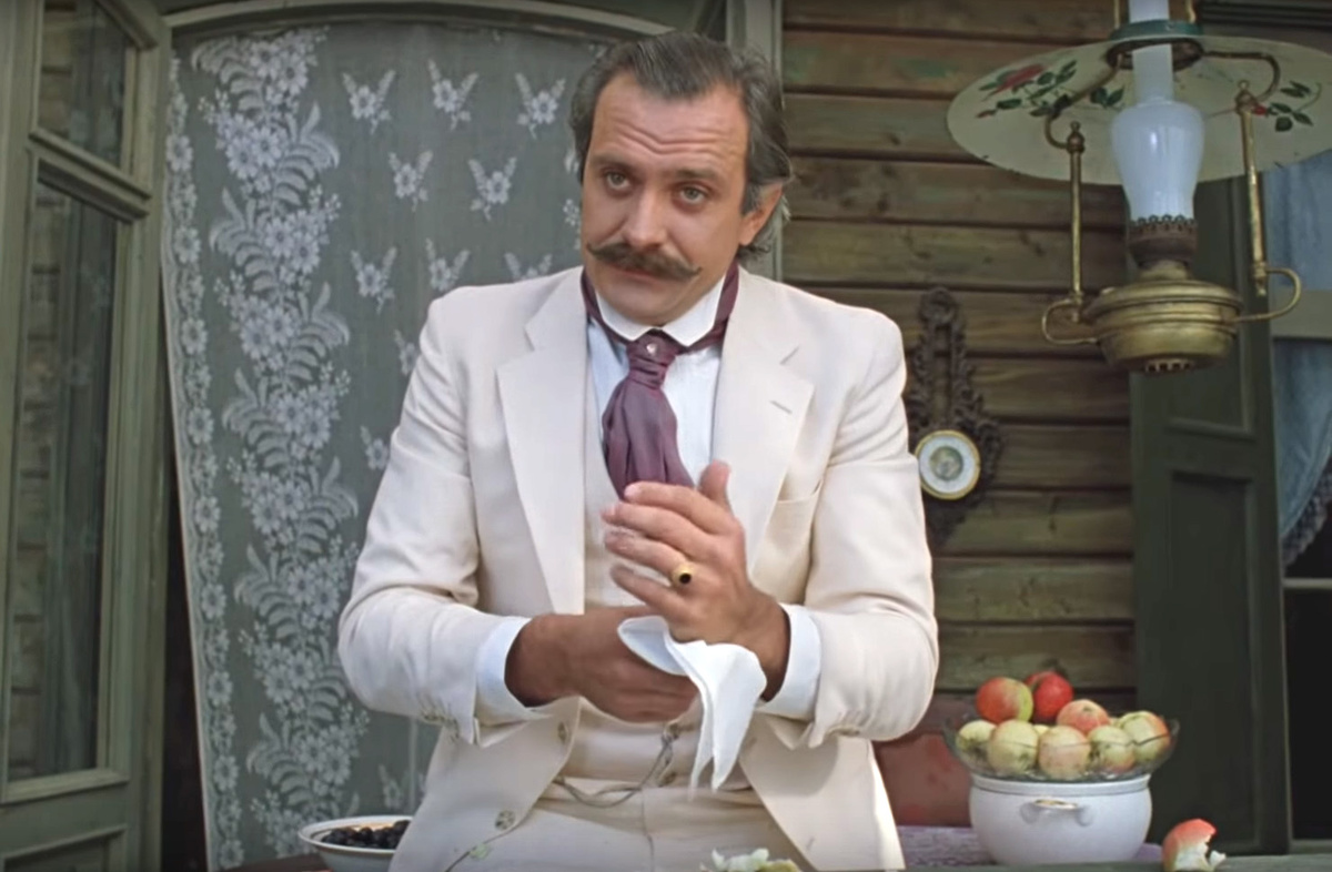 Кадр из фильма «Жестокий романс». Обаятельный красавец Паратов.